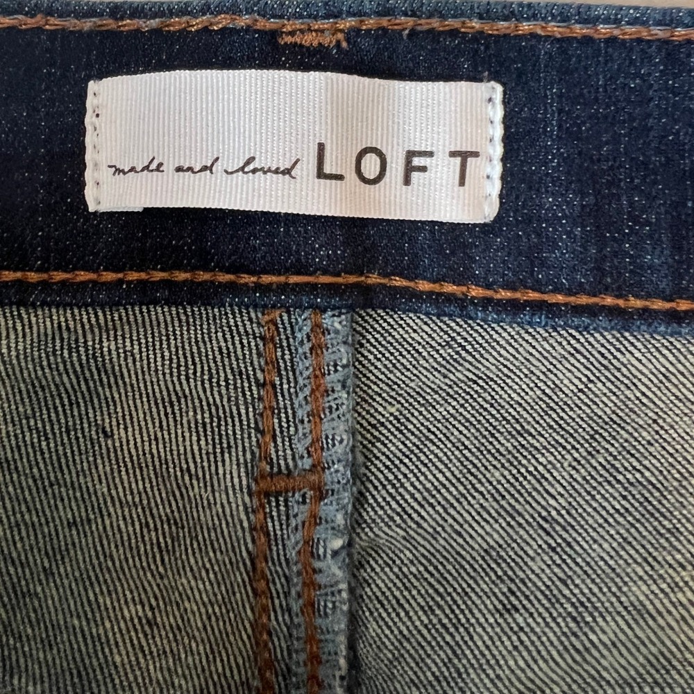 LOFT Jeans Women 12/31 Blue Modern Skinny Dark Wash Stretch Denim Distressed - Picture 3 of 10